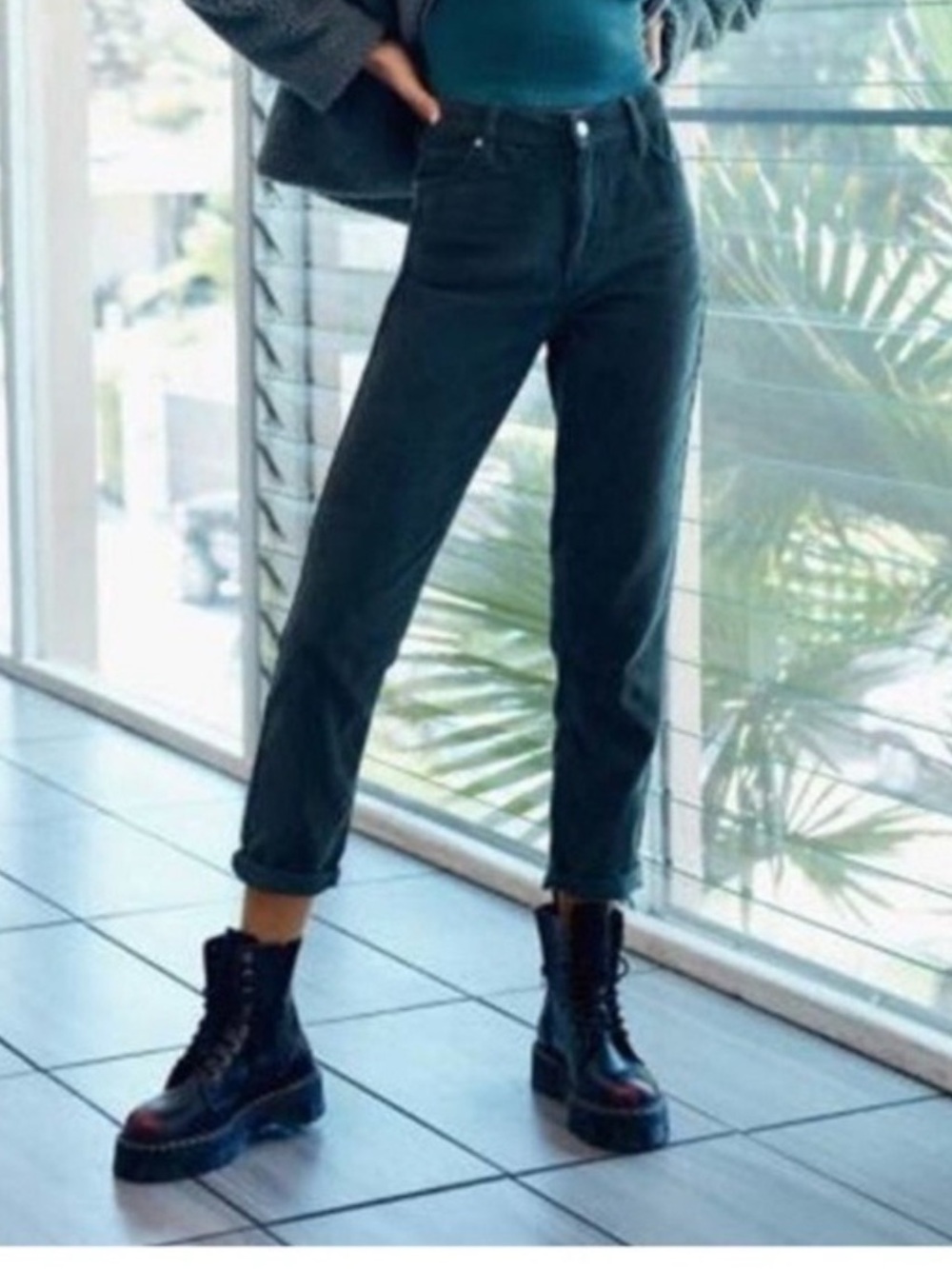 Urban Outfitters BDG High Waist Mom Corduroy Pants Women's Size 28 Blue